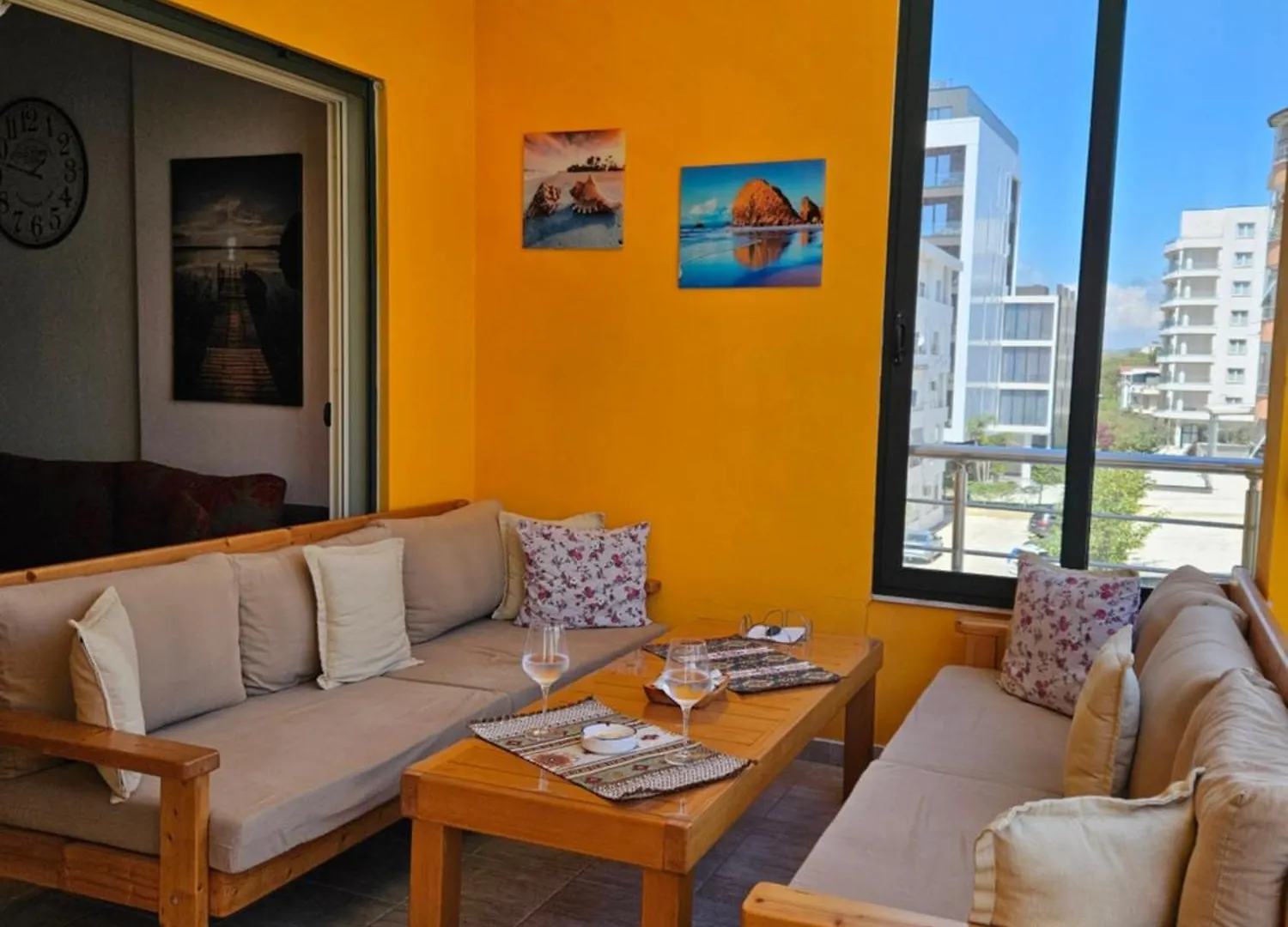 Troy'S Apartment Golem  0*, Golem (Tirana)